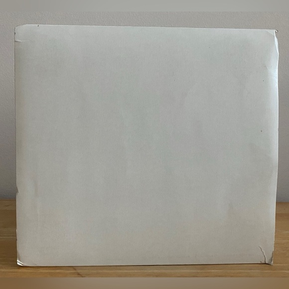 Dept 56 Dickens’ Village Series 1996 “Nettie Quinn Puppets & Marionettes” #58344 - Picture 13 of 16